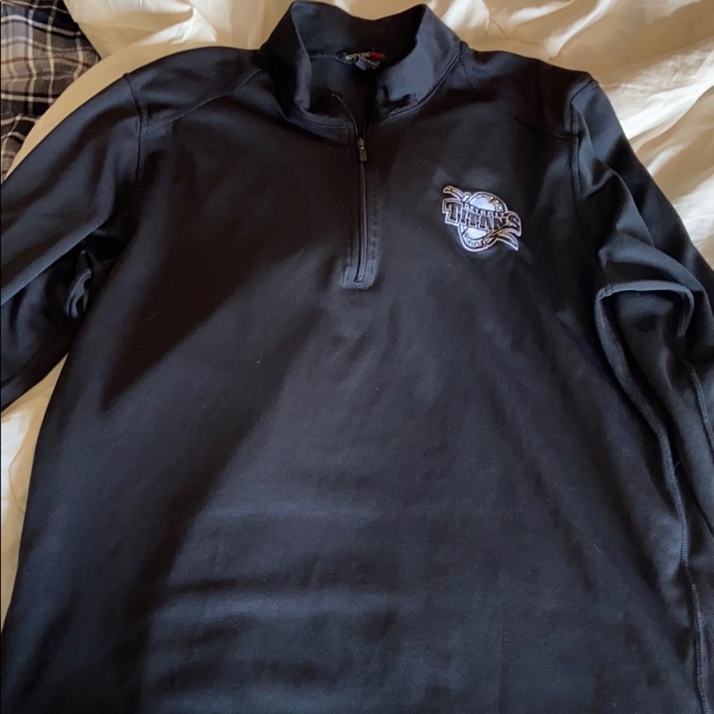 Athletic Pullover